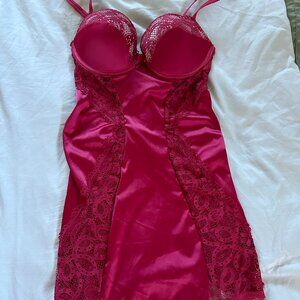 Frederick's of Hollywood Red Lingerie Chemise with Matching Panties ❤️🔥